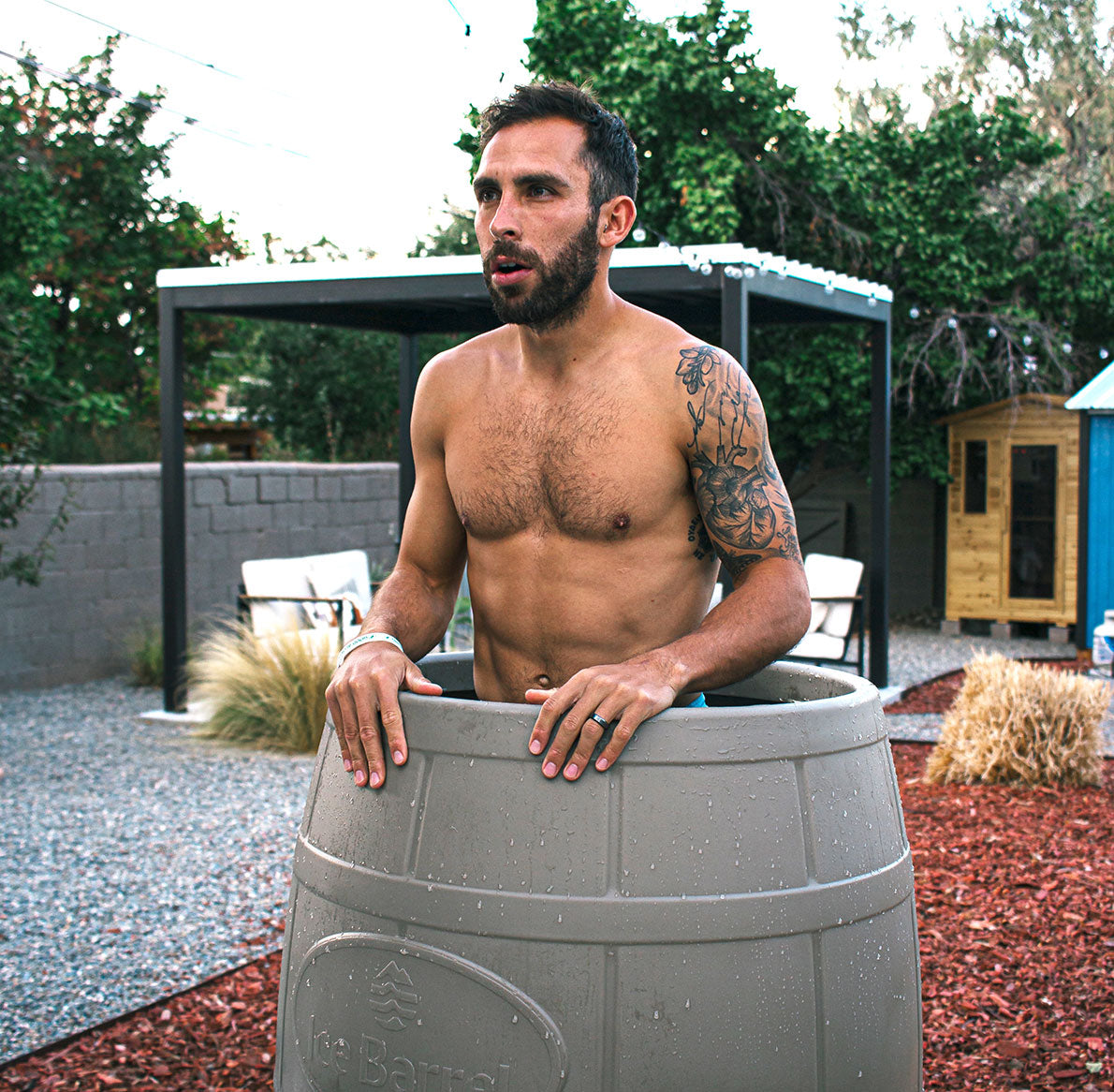 Ice Barrel 400 Cold Plunge with Athlete